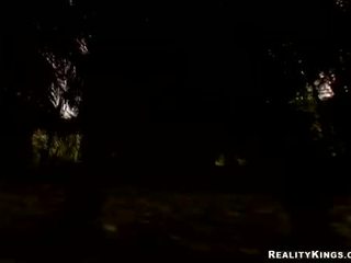 Babe undang-undang umur teenager ava rose engulfing pada beliau besar keras halloween zakar/batang merawat